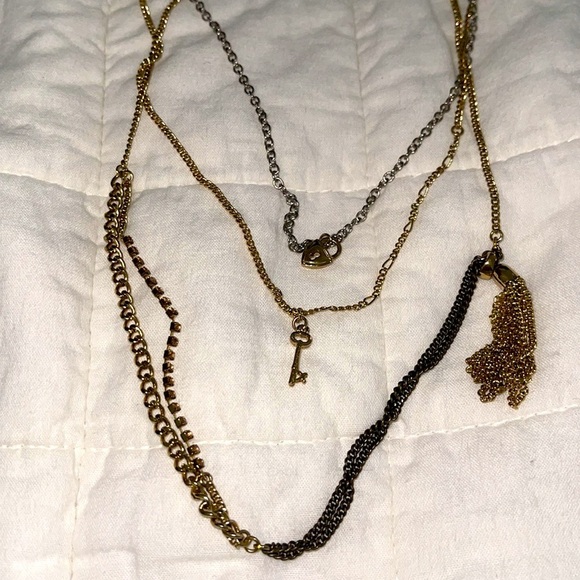 Three layers Necklace with Locket, Key etc - Picture 3 of 4